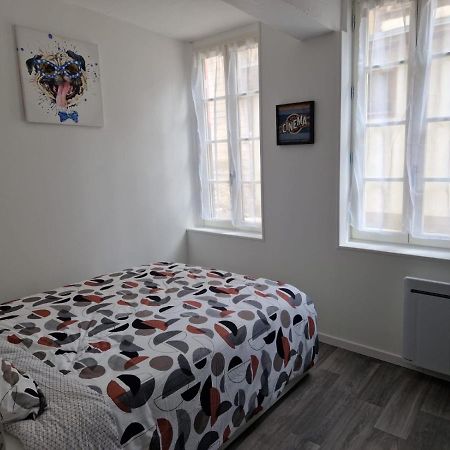 Superbe Appartement - Hypercentre - Rue Madeleine - 6 Personnes トロワ エクステリア 写真