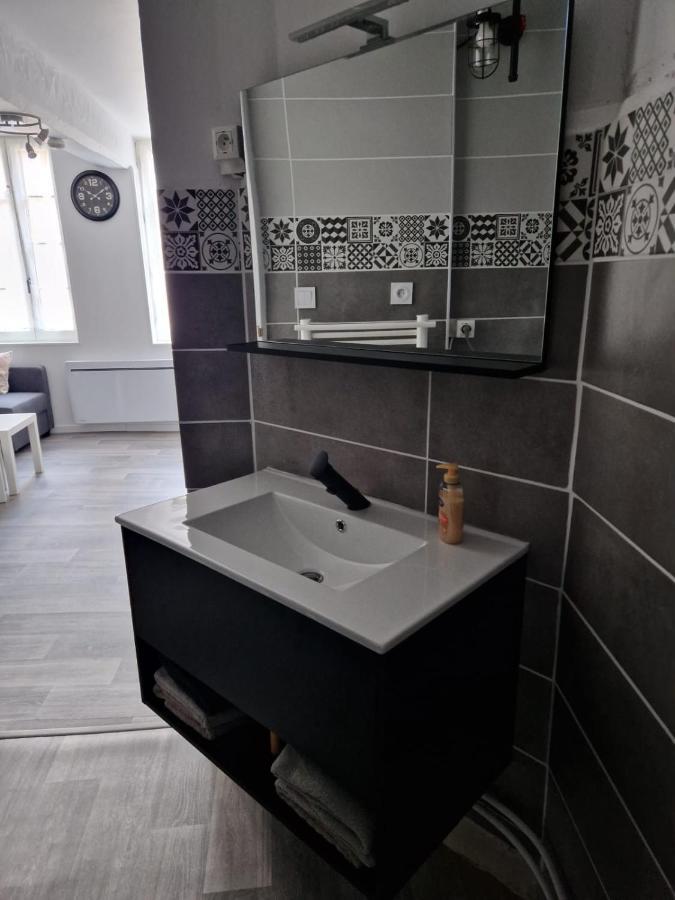 Superbe Appartement - Hypercentre - Rue Madeleine - 6 Personnes トロワ エクステリア 写真